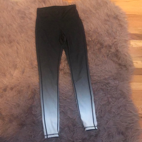 Athleta reversible leggings - Picture 1 of 4